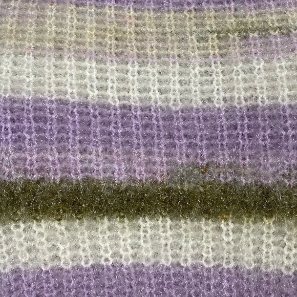 Nwt | Vero Moda Grace Long Sleeve Crewneck Fuzzy Sweater Size Medium - Picture 9 of 9